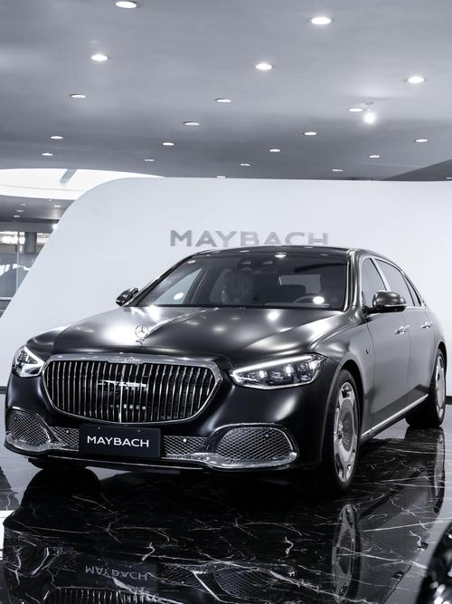 成都267岚图汽车的售后服务让用户无忧出行，迈巴赫未来的豪华车趋势